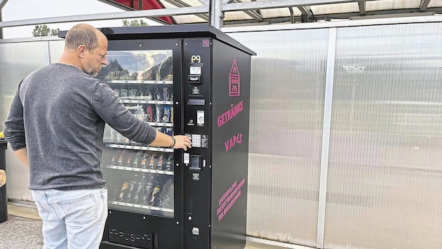 Vending machines are literally sprouting up from the ground. (Bild: Elisa Aschbacher)