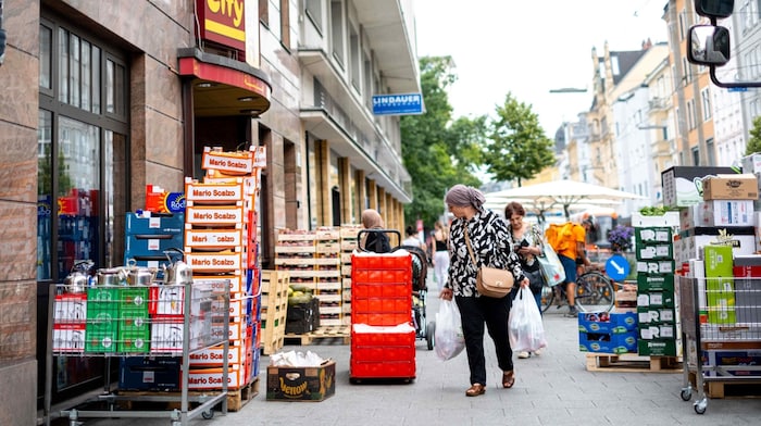 „Schnäppchenjagd“ auf der Landstraße.