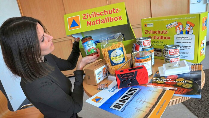 Auch eine Notfallbox gibt es von der Organisation.