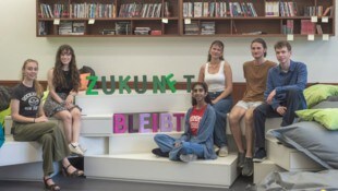 Finalistinnen und Finalisten des Literaturpreises im vergangenen Jahr lasen am Freitag in der ...