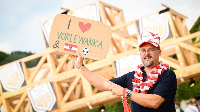 Christoph supported the Austrian team live in Berlin the day before Woodstock.