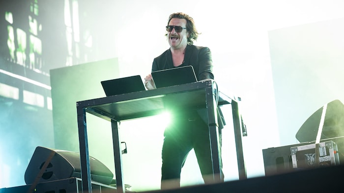 Welterfolgreicher Electroswing mit einer ausufernd harten Note: Parov Stelar drückte in Linz ...