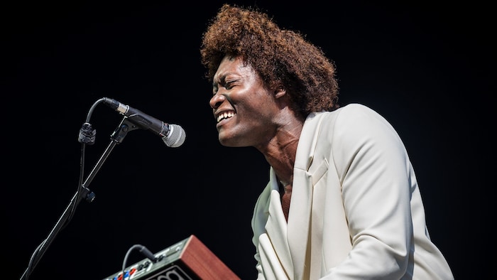 Eine optische und klangliche Naturgewalt: Benjamin Clementine wurde im Nachmittagsprogramm ...