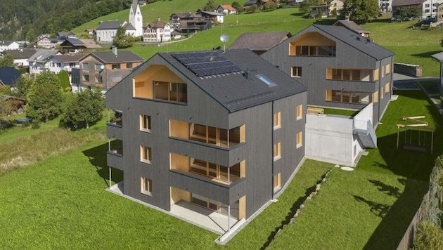 The residential complex in Laterns can be seen as an example of a successful project in the "Living with a future" exhibition. (Bild: Alpenländische Heimstätte)
