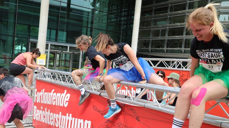 The "Krone" obstacle was also a real challenge. But there was still plenty of fun to be had. That's also what this event is all about. (Bild: Birbaumer Johanna)