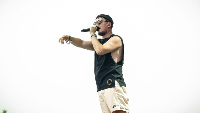 The Bielefeld rapper Montez presents heartbreak and love songs with many interventions in his own life.