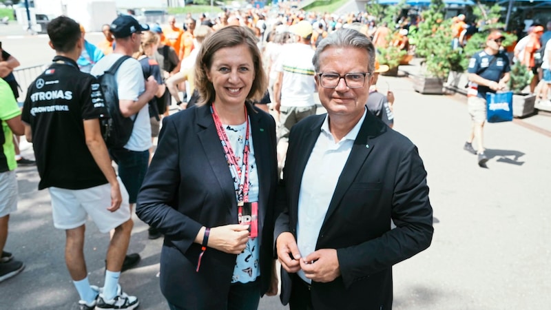 Styrian Governor Christopher Drexler is in Spielberg on Sunday with Styrian Tourism Minister Barbara Eibinger-Miedl. (Bild: Pail Sepp/Sepp Pail)