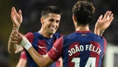 Joao Cancelo (li.) wechselt erneut auf Leihbasis zum FC Barcelona.