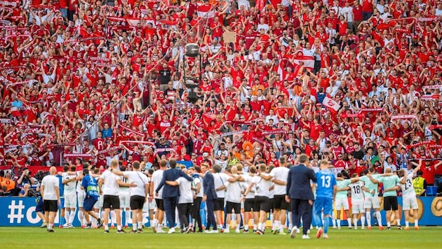 Österreich will auch in Leipzig am Ende mit den Fans einen Sieg bejubeln. (Bild: GEPA/GEPA pictures)