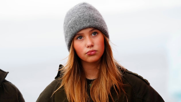 Prenses Josephine şu anda ailesiyle birlikte Grönland'da seyahat ediyor - bu da Temmuz ayında mayo yerine şapka giymek anlamına geliyor ... (Bild: picturedesk.com/Ritzau Scanpix / dana press / picturedesk.com)