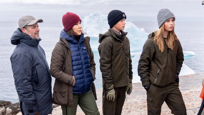 ... besuchen gemeinsam Grönland.