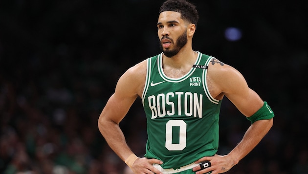 Jayson Tatum is in for a windfall. (Bild: Getty Images/ELSA)