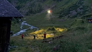 Der Rettungseinsatz dauerte bis in die Nacht (Bild: Bergrettung Steiermark)