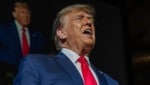 Donald Trump will nach eigener Aussage „Diktator“ für einen Tag sein. (Bild: Getty Images/SPENCER PLATT)