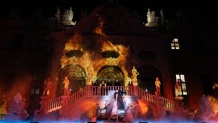 Feuriger Don Giovanni vor dem Wiener Schloss Belvedere (Bild: ANNA_STOECHER)