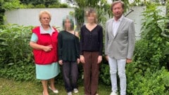 Volkshilfe-Präsidentin Verena Dunst und Bürgermeister Kurt Maczek versuchen alle Hebel in Bewegung zu setzen, um den zwei hinterbliebenen Töchtern so gut wie möglich zu helfen. (Bild: Volkshilfe Burgenland, Krone KREATIV)