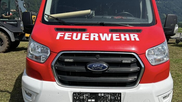 Auch der Kommandobus hat derzeit kein amtliches Taferl