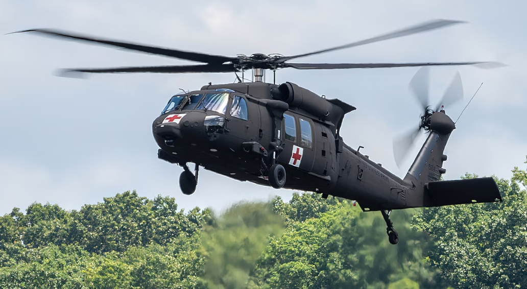Egy UH-60M a Medevac változatban tesztrepülések közben az USA-ban. (Bild: Lockheed)