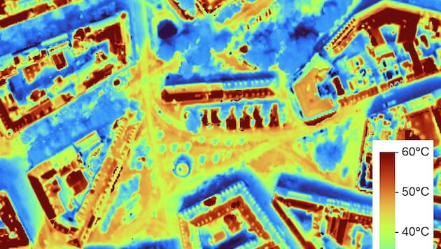 Auf Parks und Wiesen ist die Oberfläche kühl, je mehr Asphalt, desto wärmer – das zeigen Wärmekamera-Aufnahmen vom Jakominiplatz (Bild: Stadt Graz – Klimainformationssystem)