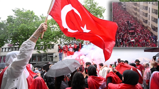 Die türkischen Fans sind heiß auf das Achtelfinal-Duell gegen Österreich. (Bild: AFP/APA/Sascha Schuermann)
