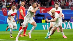 Merih Demiral staubte zum 1:0 ab.