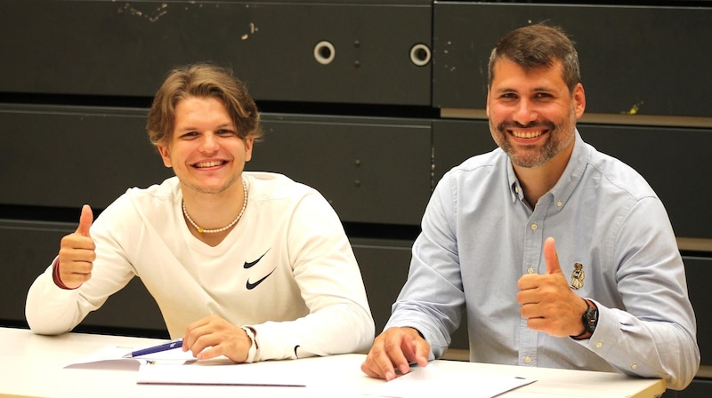 St. Pöltens Manager Stefan Worenz (re.) wünscht sich wieder mehr Fokus auf „klassisches“ Basketball (Bild: SKN St. Pölten)