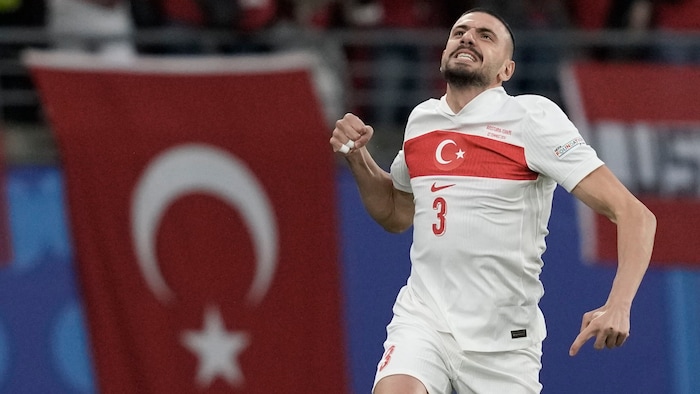 Doppeltorschütze Merih Demiral
