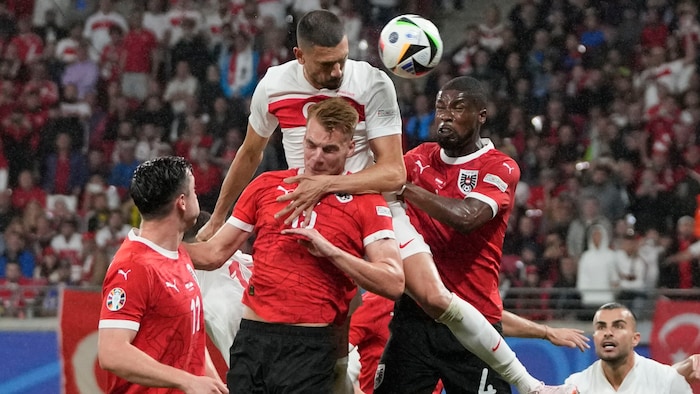 Merih Demiral Kopfballtor zum zwischenzeitlichen 2:0.