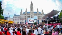 Die Fan-Zone am Wiener Rathausplatz (Bild: APA/EVA MANHART)