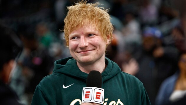 Ed Sheeran has been chatting about how dangerous he finds it in London. (Bild: APA/Getty Images via AFP/GETTY IMAGES/Winslow)