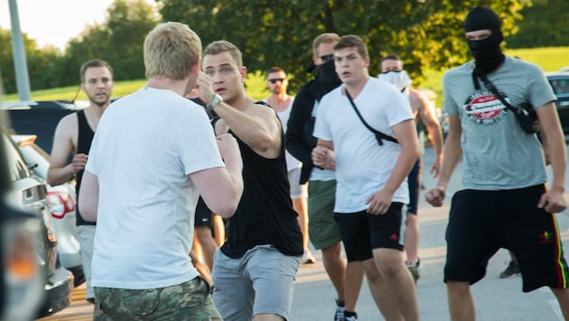 In the center of Wiener Neustadt, youth gangs (symbolic image) often cause fear among passers-by. (Bild: Neumayr/MMV)