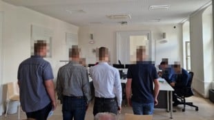 Das angeklagte Quartett gab sich vor Gericht kleinlaut.