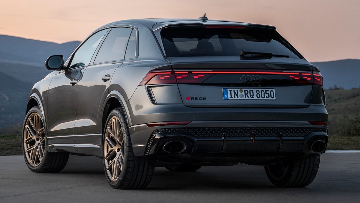 Der Elegante Audi Q8 Ein Meisterwerk Deutscher Ingenieurskunst