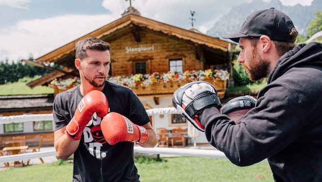 Kevin Stöger during boxing training with personal coach Björn Schulz. (Bild: Chris Perkles)