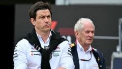 Für Helmut Marko (re.) kann Toto Wolff (li.) nicht Mercedes-Boss bleiben, wenn Susie FIA-Chefin wird. (Bild: AFP/APA/ANDREJ ISAKOVIC)