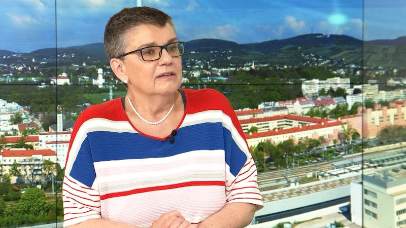 Die ehemalige Grünen-Chefin Madeleine Petrovic im krone.tv Interview. (Bild: krone.tv )