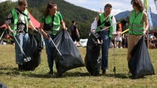 Die Müllsammler der Caritas sind täglich im Einsatz (Bild: Tröster Andreas)