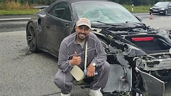 Twitch-Star Amar hatte Glück im Unglück: Sein nagelneuer Porsche ist zwar Schrott, er und sein ...