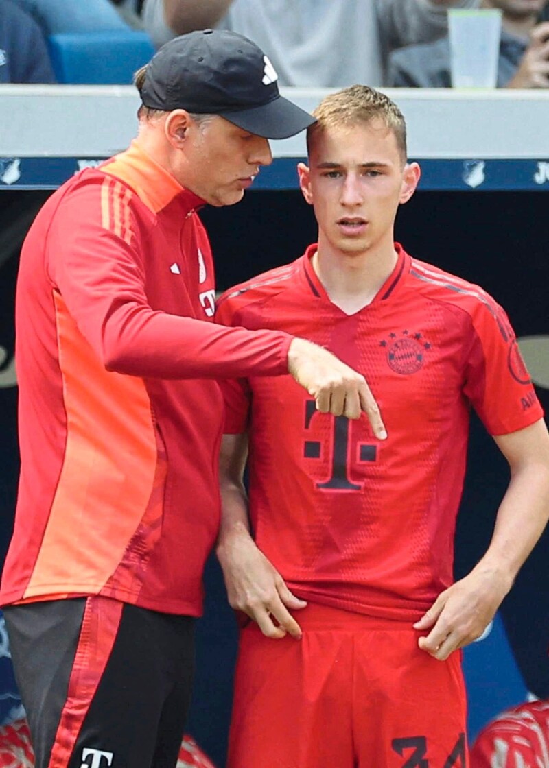 Thomas Tuchel mit Jungstar Zvonarek. (Bild: GEPA/GEPA pictures)