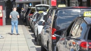 Die Polizei konnte im zweiten und im 20. Wiener Bezirk falsche Taxifahrer ausforschen.
