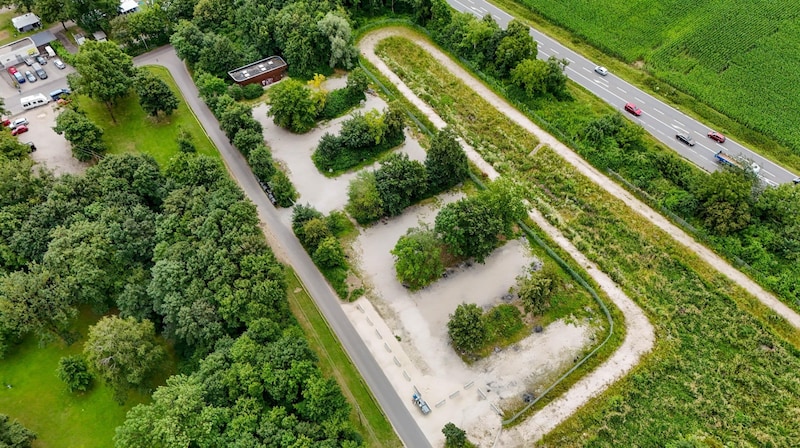 Temmuz ayının başı için alışılmadık bir şekilde, Pichling'deki Sinti &amp; Roma transit sahası tamamen terk edilmiş durumda. (Bild: Dostal Harald)