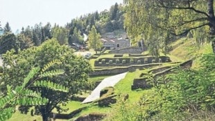 Bei den Ausgrabungen am Magdalensberg wurden historische Funde beschädigt. Die Polizei bittet um Mithilfe! (Bild: Renate Jernej)