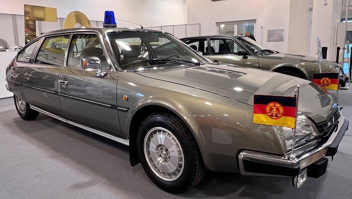 Citroën CX als Staatslimousine, hier die Karosse von DDR-Staatschef Honeckerlupe 