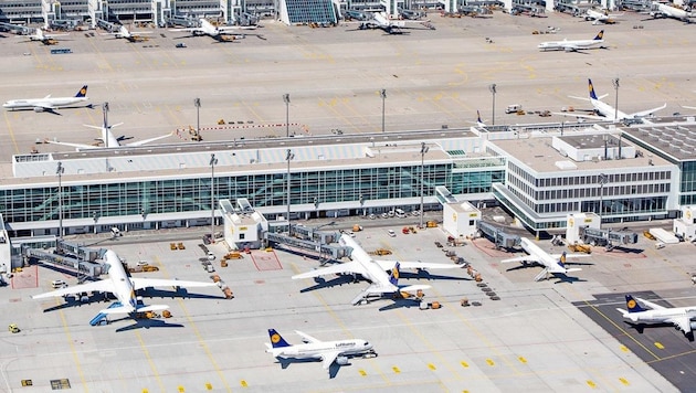 A müncheni terminálon burgenlandi borral kényeztetheti magát. (Bild: Flughafen München GmbH)