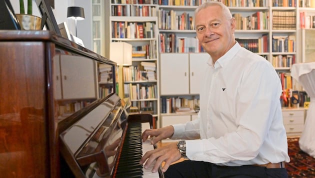 Practice makes perfect: Thomas Rapatz is now playing the piano and trumpet again. (Bild: Evelyn Hronek/EVELYN HRONEK)