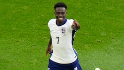 Bukayo Saka rettete England in die Verlängerung.  (Bild: AP ( via APA) Austria Presse Agentur/ASSOCIATED PRESS)