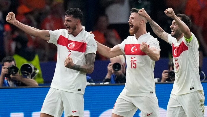 Die Türkei jubelte auch gegen die Niederlande über einen Führungstreffer.