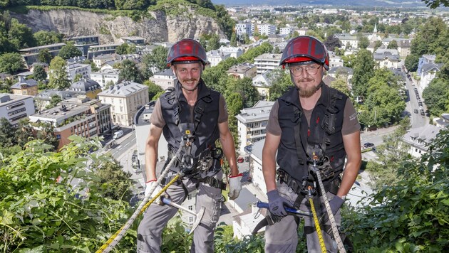 Matthias Ramsauer and Philip Lindenthaler (from left) doing their extraordinary work (Bild: Tschepp Markus)