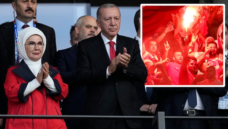 Turkish President Recep Tayyip Erdogan with his wife in the stands at Berlin's Olympic Stadium. (Bild: Copyright 2024 The Associated Press. All rights reserved)