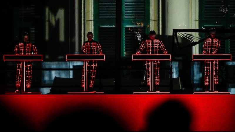 Kraftwerk - Figure 4